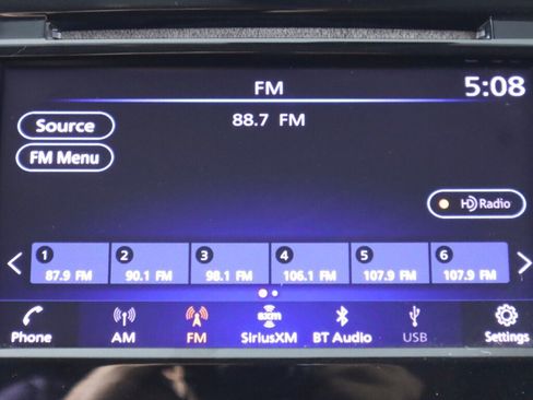 Used 2020 Nissan Rogue SV w/ Premium Package FWD image 18