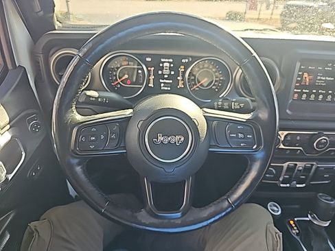 Used 2020 Jeep Wrangler Unlimited Sport image 13