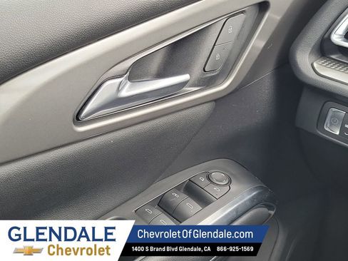 Certified 2024 Chevrolet Traverse LT AWD/4WD image 31