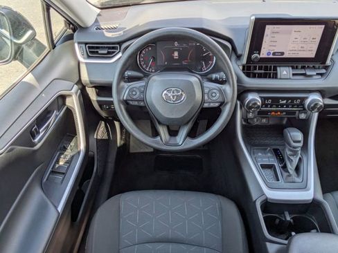 Used 2024 Toyota RAV4 XLE image 17