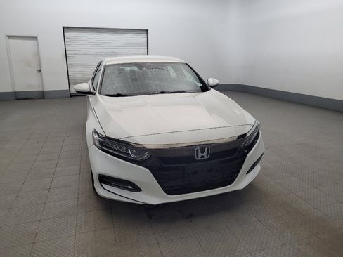 Used 2019 Honda Accord Sport image 14