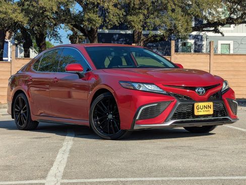 Used 2023 Toyota Camry XSE image 2