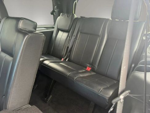 Used 2017 Ford Expedition Limited w/ Equipment Group 301A AWD/4WD image 39