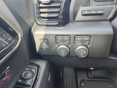 New 2026 GMC Sierra 1500 AT4 w/ AT4 Premium Package AWD/4WD image 22