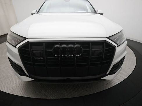 Used 2023 Audi Q7 3.0T Prestige w/ Prestige Package AWD/4WD image 23