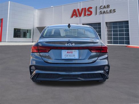 Used 2024 Kia Forte LXS image 5