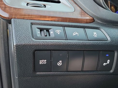 Used 2014 Hyundai Santa Fe Sport 2.0T w/ Technology Package 05 image 15