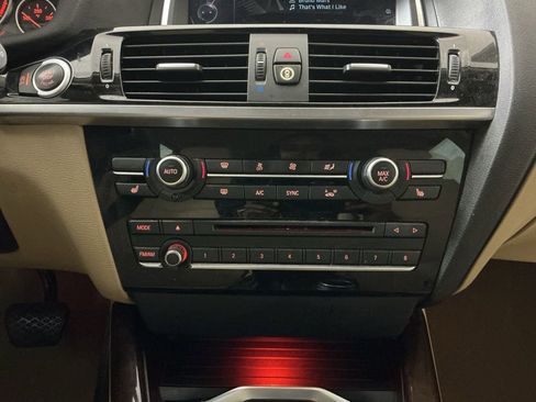 Used 2015 BMW X3 sDrive28i image 12