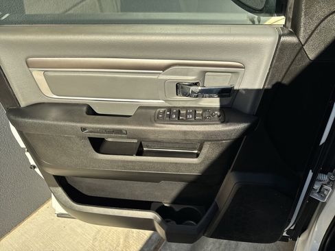 Used 2023 RAM 1500 Classic SLT w/ Protection Group image 17