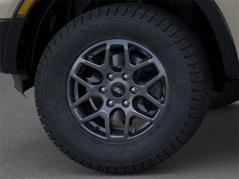 New 2025 Ford Ranger XLT w/ Equipment Group 301A High image 19