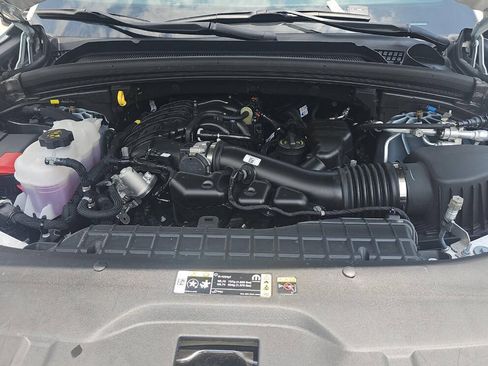 Used 2024 Jeep Grand Cherokee Overland AWD/4WD image 20