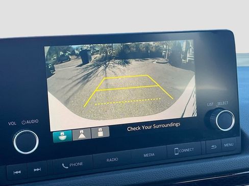 Used 2024 Honda Civic EX-L image 13