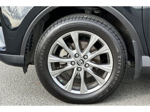 Used 2016 Toyota RAV4 Limited image 30