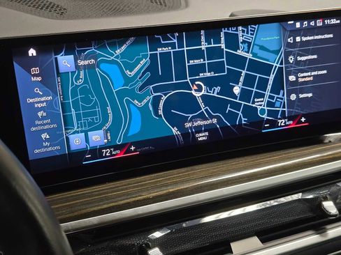 Used 2023 BMW X7 xDrive40i image 33