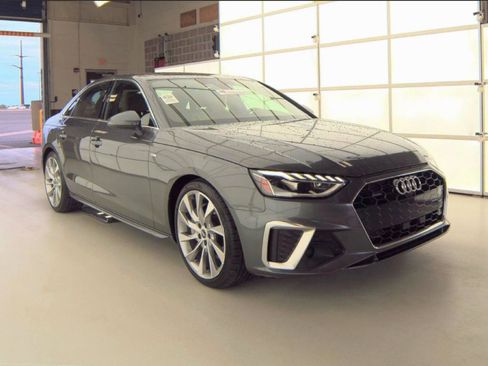 Used 2022 Audi A4 2.0T Premium Plus AWD/4WD image 4