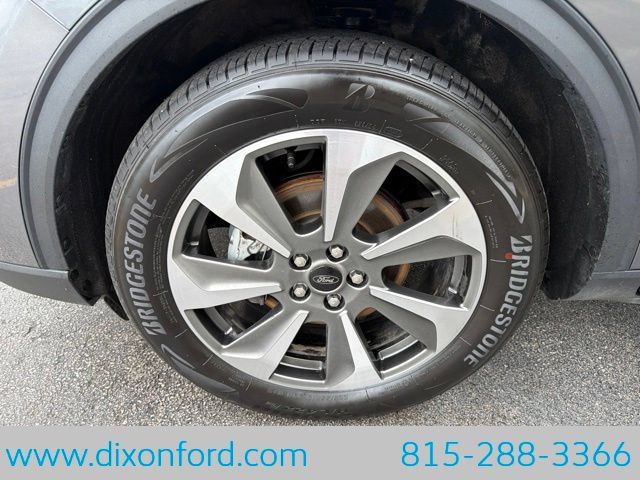 Used 2023 Ford Escape Platinum AWD/4WD image 31