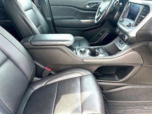 Used 2020 GMC Acadia SLT image 24