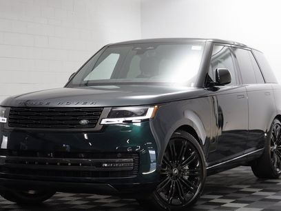 New 2025 Land Rover Range Rover SE