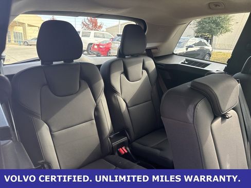 Certified 2025 Volvo XC90 B6 Plus image 17
