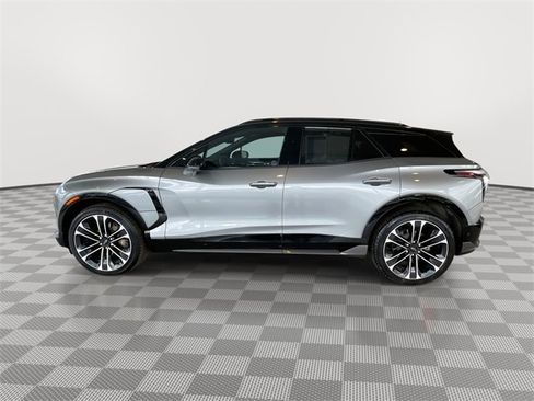 Used 2025 Chevrolet Blazer EV SS image 6