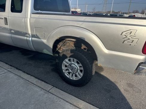 Used 2014 Ford F250 XLT w/ Advanced Security Group image 43