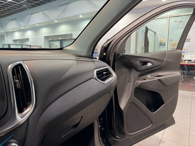 Used 2024 Chevrolet Equinox LT AWD/4WD image 23