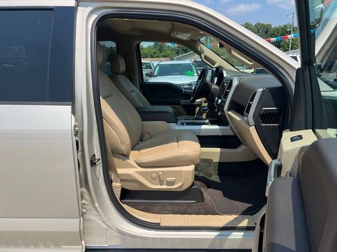 Used 2018 Ford F150 Lariat w/ Equipment Group 502A Luxury AWD/4WD image 23