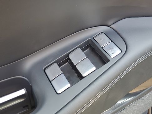 New 2027 Lincoln Navigator Reserve AWD/4WD image 10