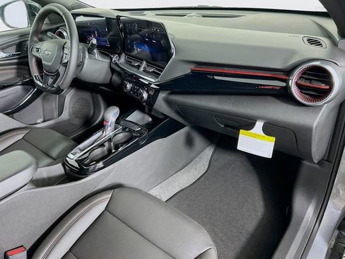 New 2026 Chevrolet Trax RS w/ Driver Confidence Package image 27