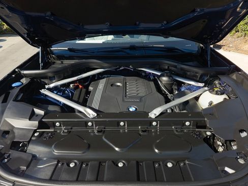 Certified 2023 BMW X5 sDrive40i w/ Parking Assistance Package image 24