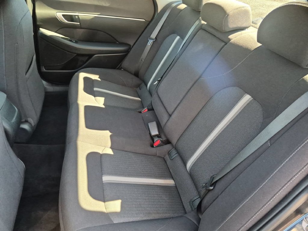 Used 2025 Hyundai Sonata SEL FWD image 28
