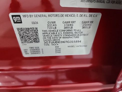 Used 2026 GMC Sierra 1500 SLT w/ SLT Premium Plus Package AWD/4WD image 32