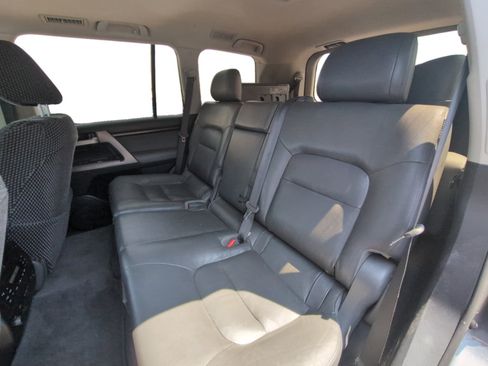 Used 2008 Toyota Land Cruiser w/ Upgrade Pkg AWD/4WD image 16