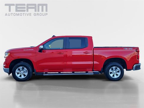 Used 2022 Chevrolet Silverado 1500 LT w/ Protection Package image 4