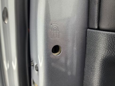 Used 2022 Ford F250 Platinum w/ Tremor Off-Road Package image 43