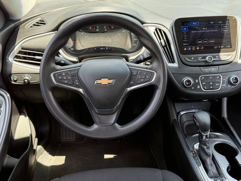 Certified 2024 Chevrolet Malibu LT FWD image 12