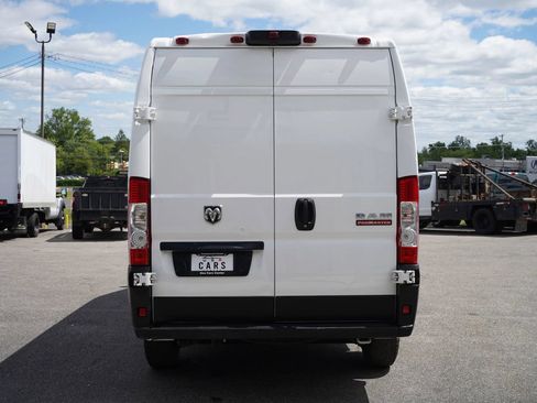 Used 2022 RAM ProMaster 2500 FWD image 4