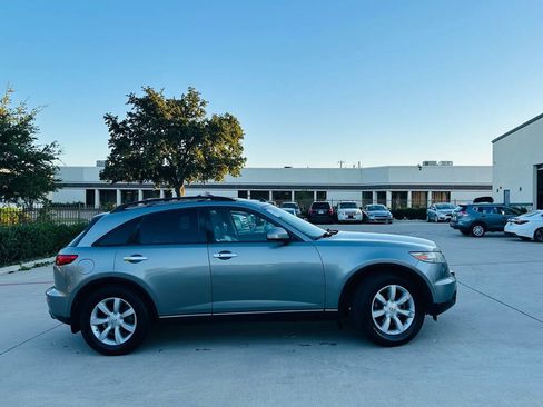Used 2004 INFINITI FX35 2WD w/ Technology Pkg image 13