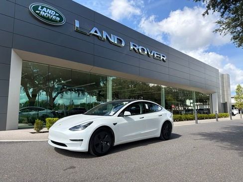 Used 2023 Tesla Model 3 Standard Range RWD image 1