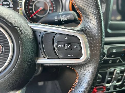 Used 2021 Jeep Gladiator Mojave AWD/4WD image 30