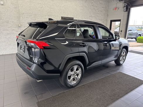 Used 2024 Toyota RAV4 XLE FWD image 8
