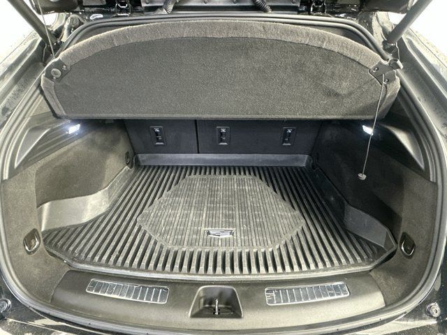 Used 2024 Cadillac XT4 Sport w/ Technology Package AWD/4WD image 32