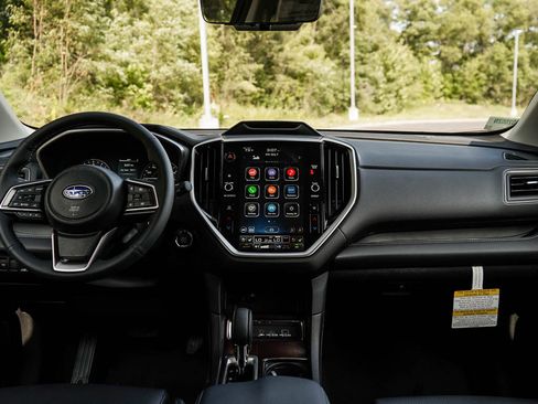 New 2025 Subaru Ascent Touring w/ Popular Package #2 image 17