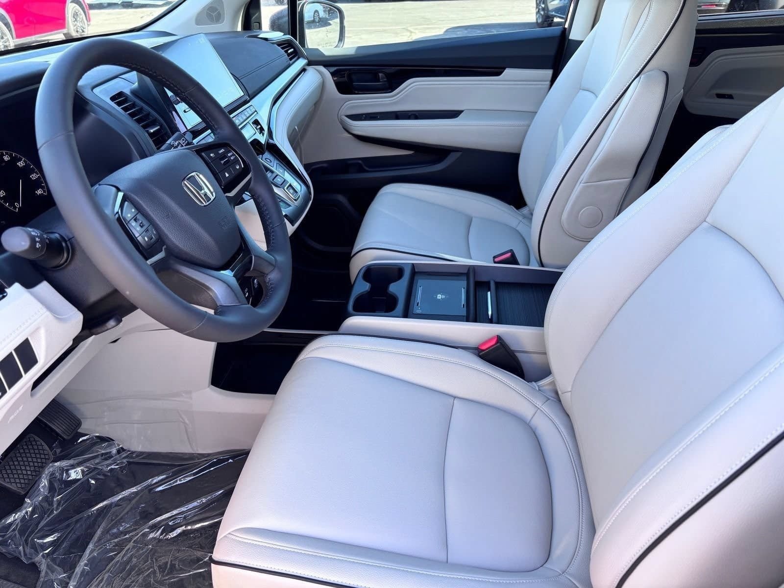 New 2026 Honda Odyssey Touring image 12