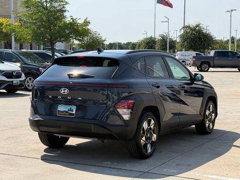 Used 2025 Hyundai Kona SEL FWD image 4