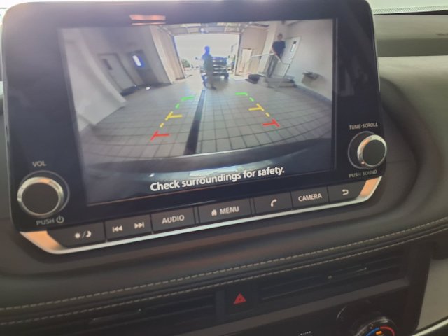 Used 2026 Nissan Rogue SV AWD/4WD image 11