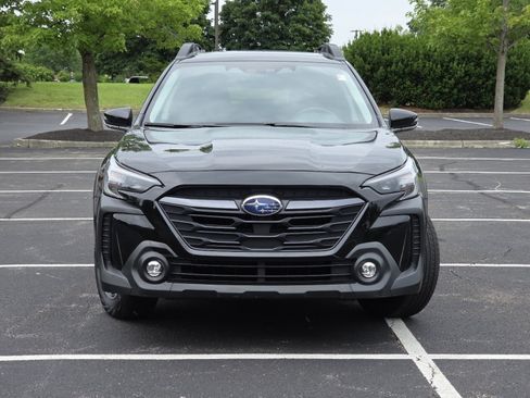 Used 2024 Subaru Outback Premium AWD/4WD image 16