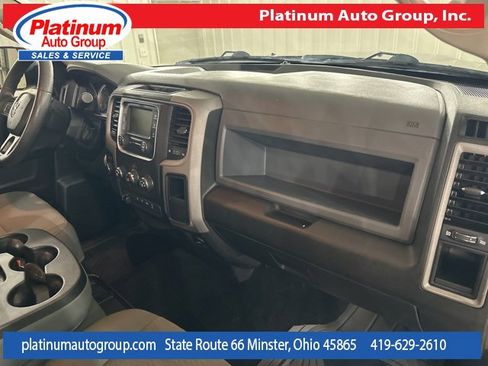 Used 2016 RAM 2500 Tradesman w/ Chrome Appearance Group image 35
