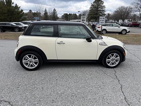 Used 2013 MINI Cooper S image 6