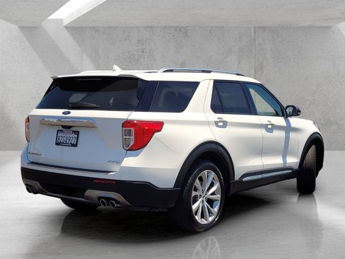 Used 2021 Ford Explorer Platinum w/ Equipment Group 601A AWD/4WD image 5